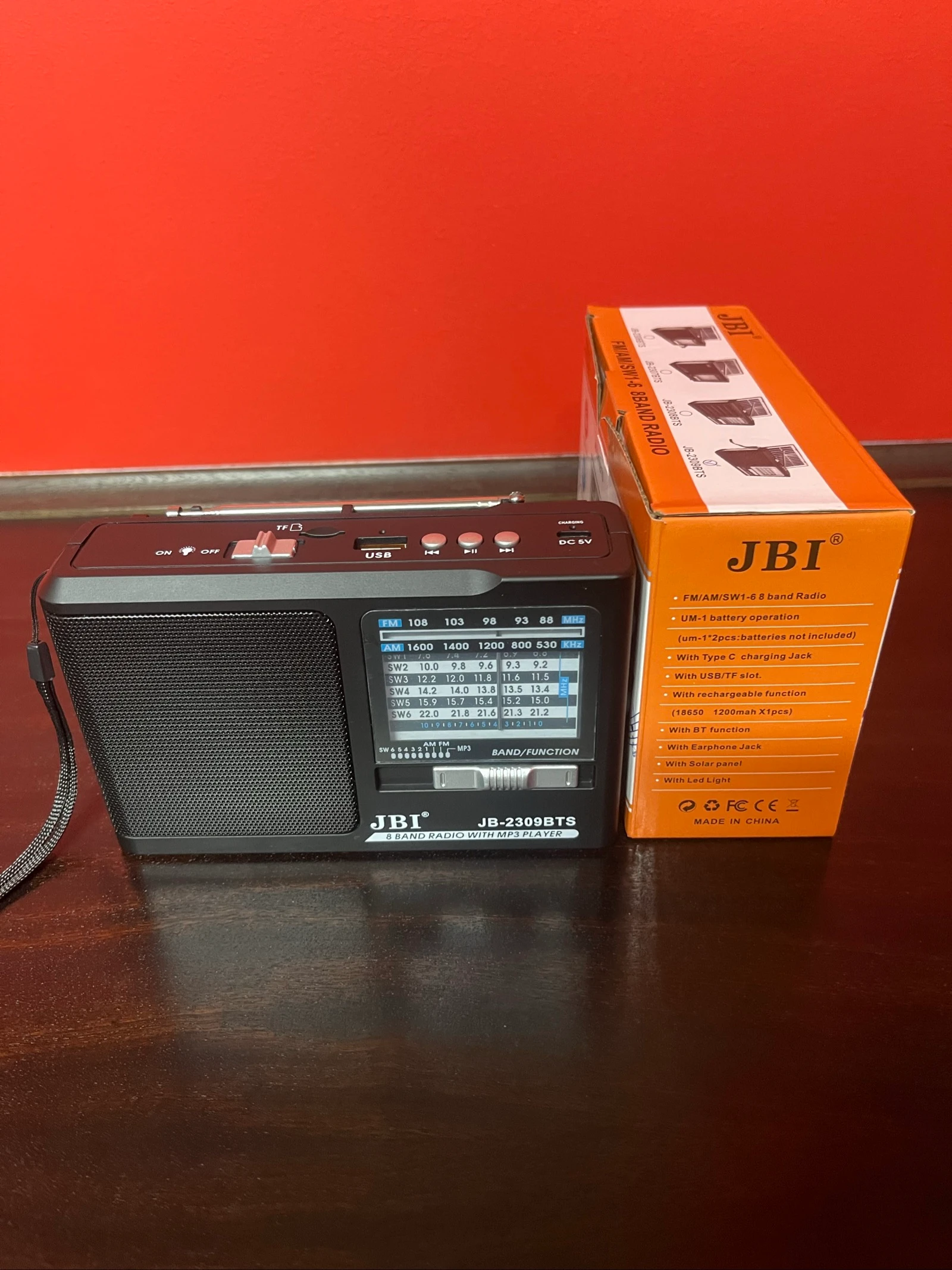 Radio solar a batería y con pilas – photo 3